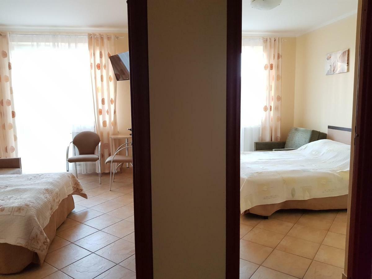 Posejdon Bed & Breakfast Ustronie Morskie Luaran gambar