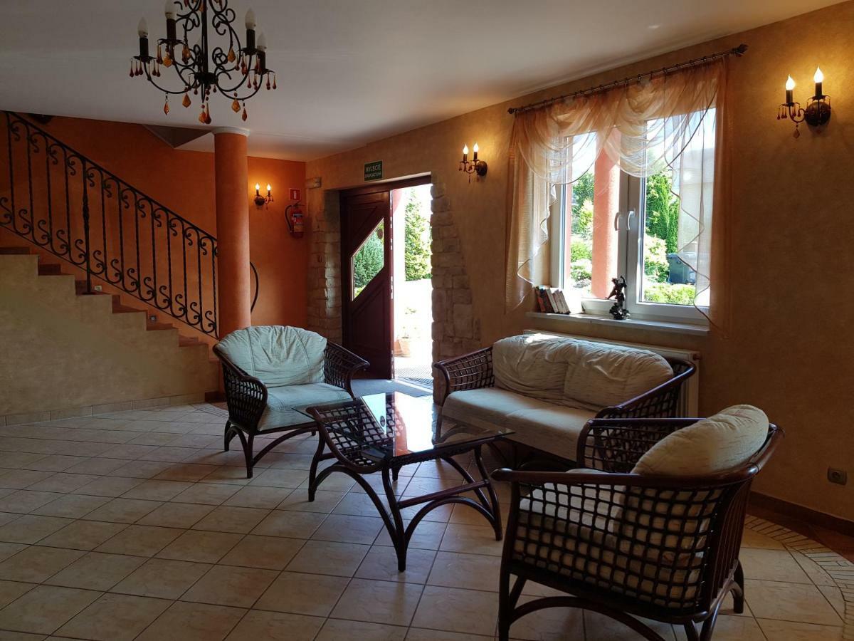 Posejdon Bed & Breakfast Ustronie Morskie Luaran gambar